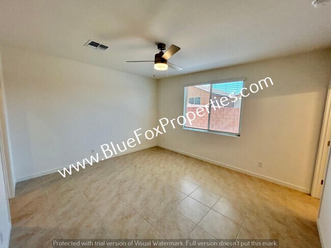 Building Photo - 9286 N Peridot Vis Ave