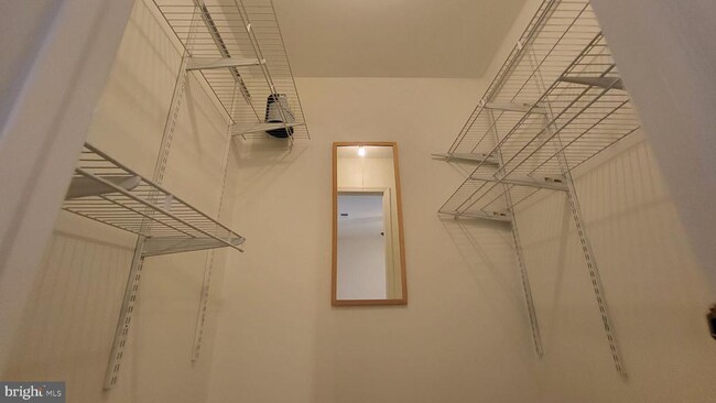 Building Photo - 2331 Harleyford Ct