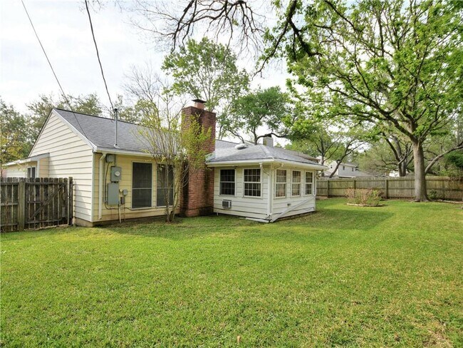 Building Photo - 11502 Toledo Dr