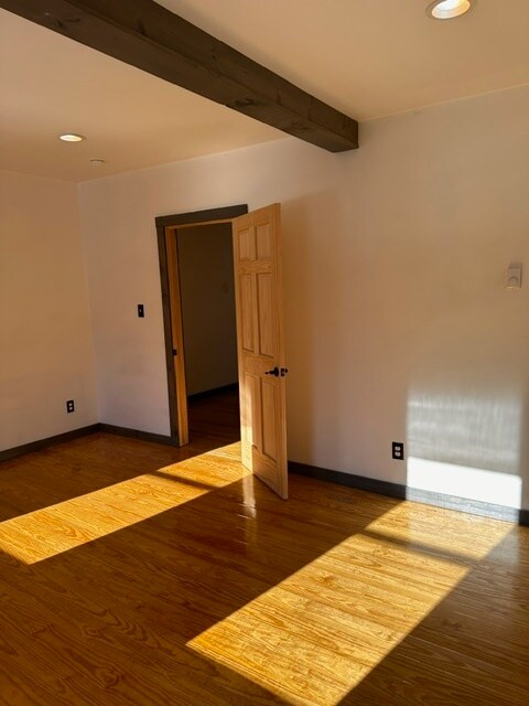 bedroom door from walk in closet - 4 Elm St