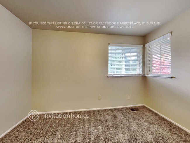 Building Photo - 5716 204th St Ct E