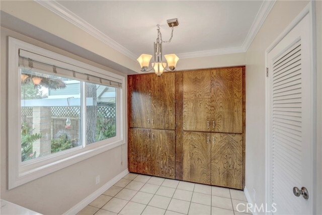 Building Photo - 2142 Orange Ave