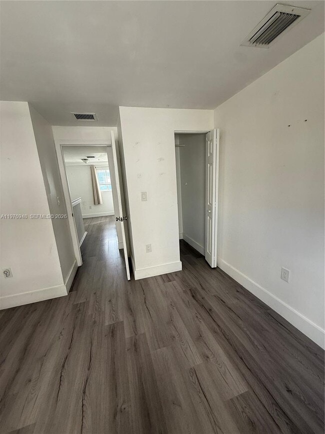 Building Photo - 821 SW 2nd St