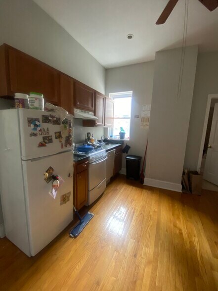 Building Photo - 84 Saint Stephen St