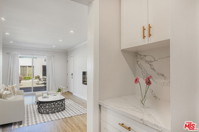 Building Photo - 4457 Murietta Ave