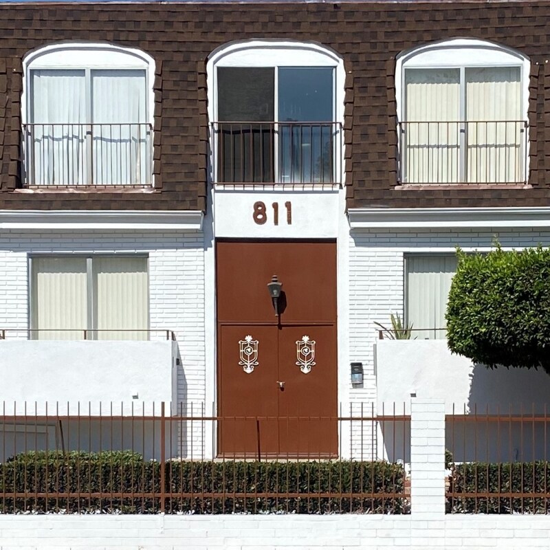 Building Photo - 811 Crenshaw Blvd