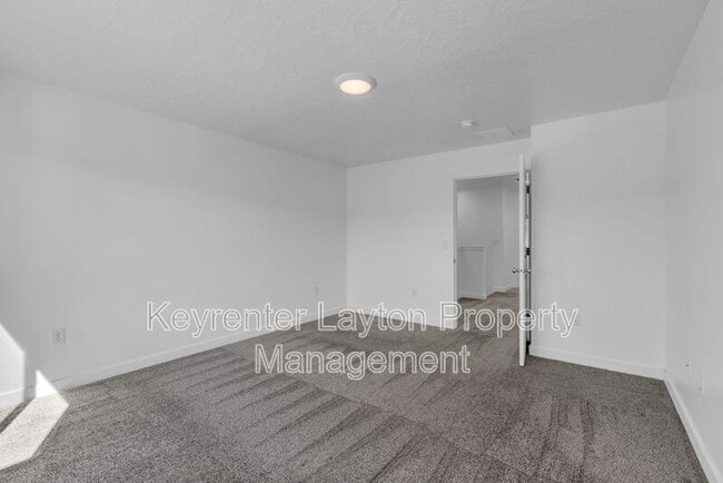 Building Photo - 2786 N Airmen Ave