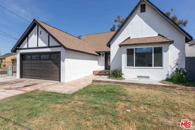 Building Photo - 2295 W Wardlow Rd