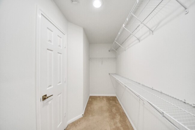 Building Photo - 2511 Orchard Run Way
