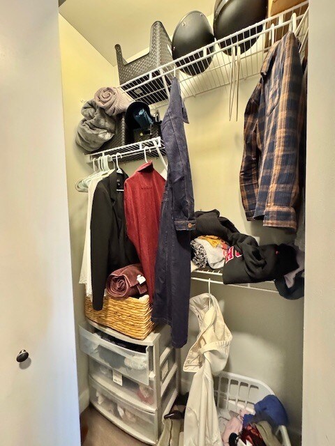 Building Photo - 2407 W Eastwood Ave