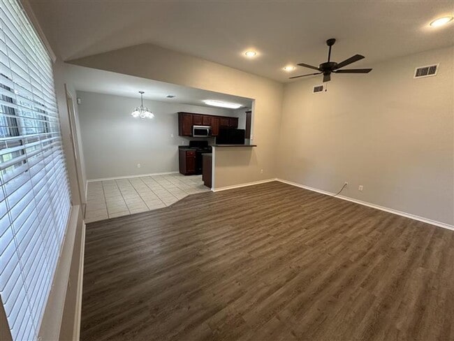 Building Photo - 17060 CR 191