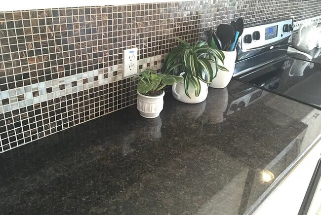 Building Photo - 26748 Morton Ave