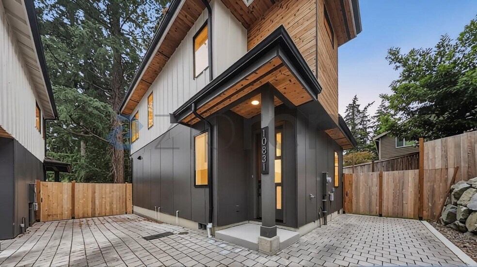 Building Photo - Unit