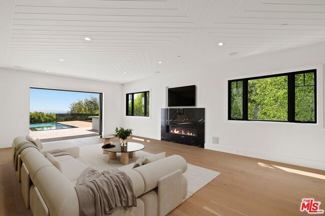 Building Photo - 1744 Correa Way