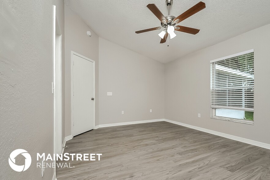 Building Photo - 3736 Imperial Dr