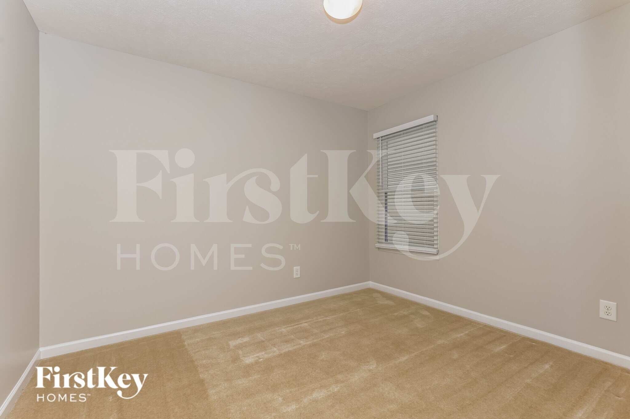 Building Photo - 322 Elderberry Way