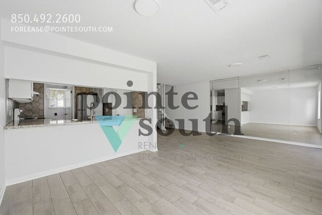 Building Photo - 126 Pine Ridge Trce