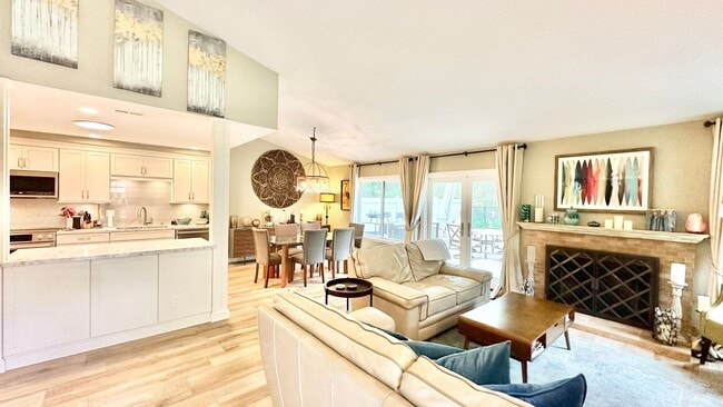 Building Photo - Beautifully Upgraded Single Story in the P...