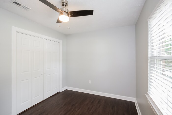 Building Photo - 1861 Engle Ct