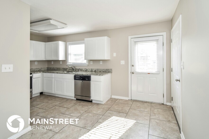 Building Photo - 7801 Legler Dr
