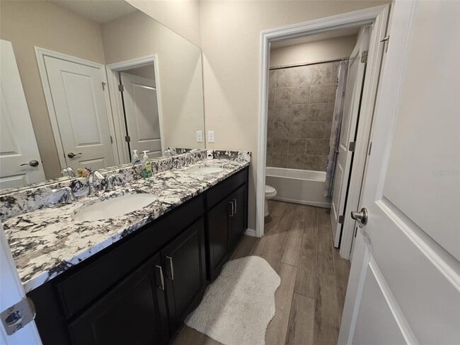 Building Photo - 10912 Honor Rd