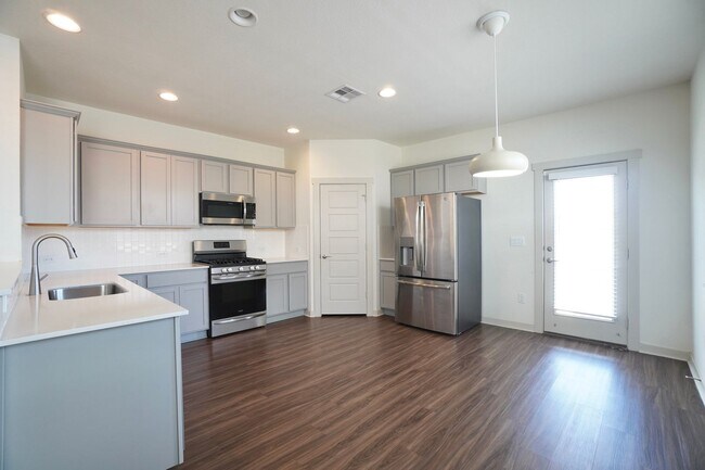 Building Photo - 7612 Lowenfield Dr