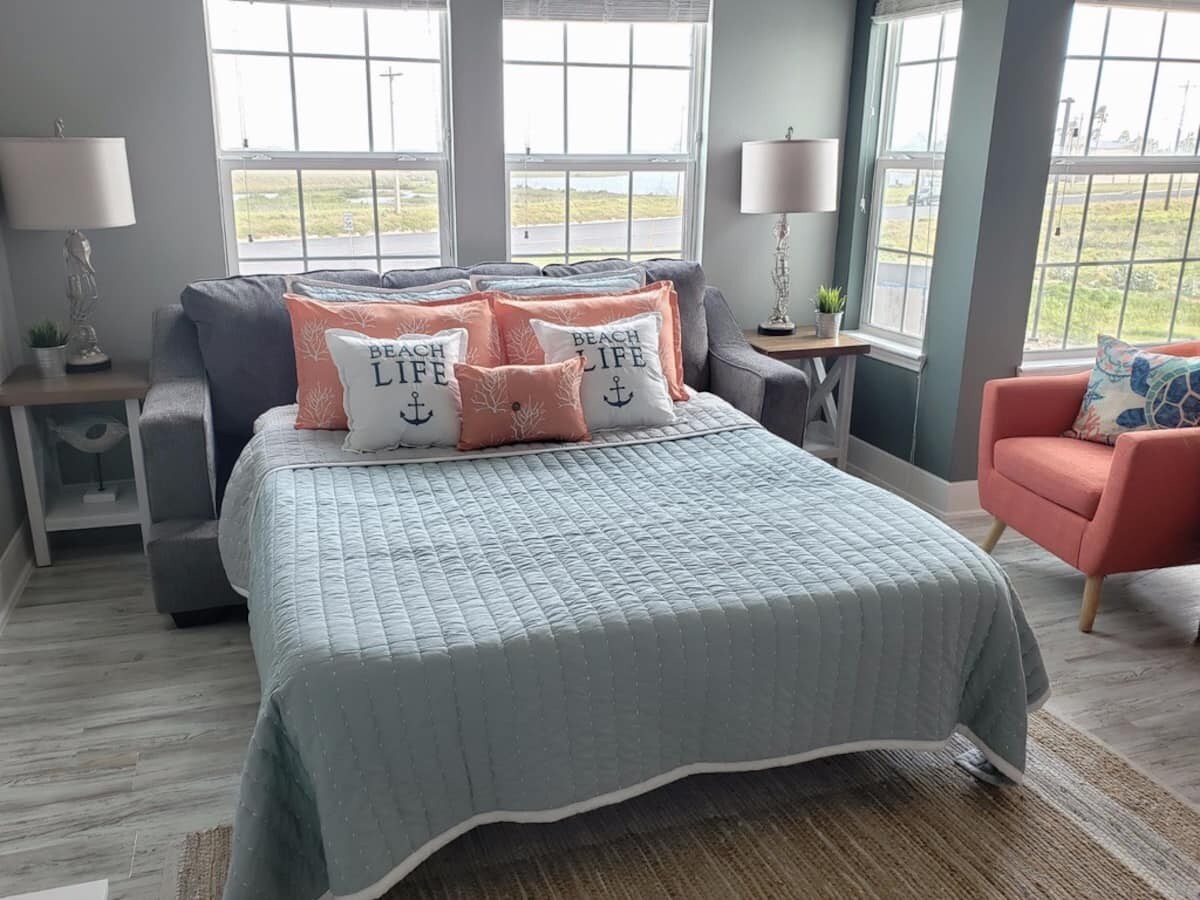 Building Photo - 14802 Whitecap Blvd