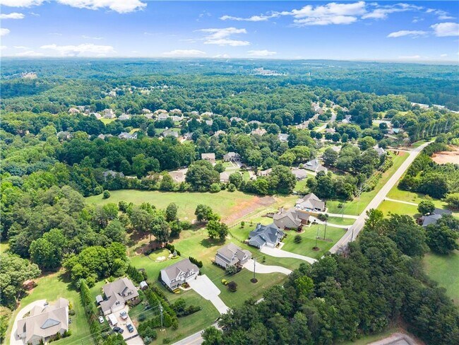 Building Photo - 6292 Gaines Ferry Rd