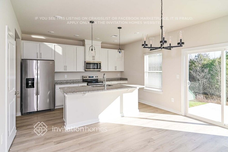 Building Photo - 1207 Bluffton Cir