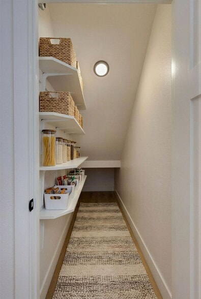 Building Photo - 618 SE 5th St