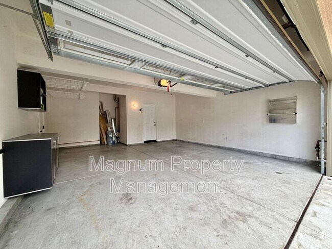 Building Photo - 40382 Corrigan Pl