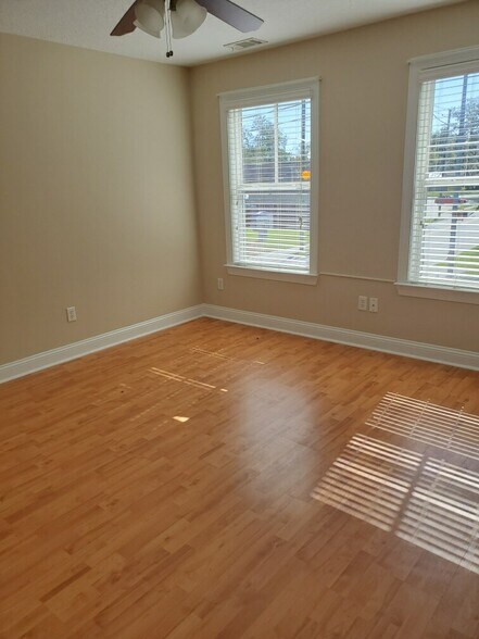 Upstairs Bedroom 2 - 836 E Anderson St