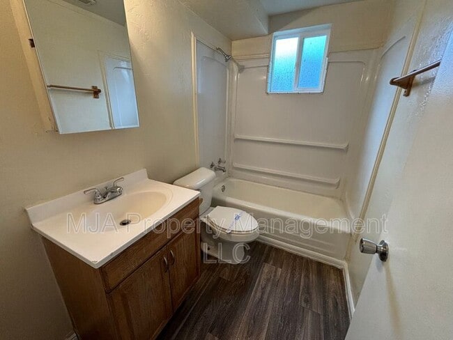 Building Photo - 1379 W 900 S