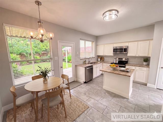 Building Photo - 6945 Hickory Creek