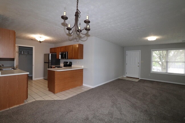 Building Photo - 149 Allison Cir
