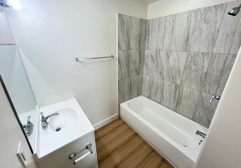 Building Photo - 1417 Pennsylvania Ave