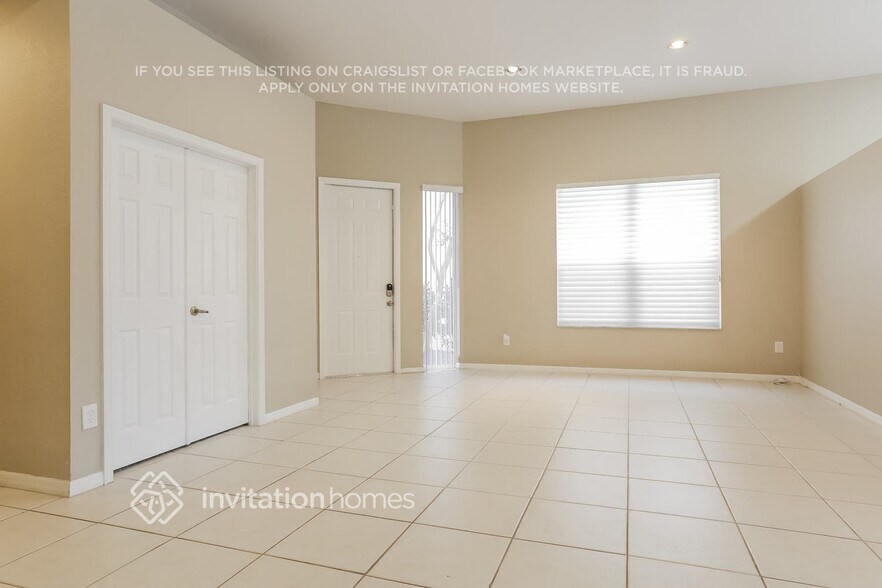 Building Photo - 7586 NW 60th Ln