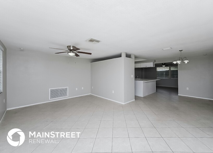Building Photo - 7115 Moravian Dr
