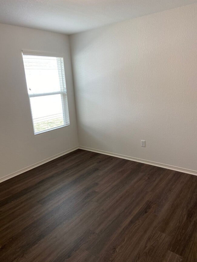 Building Photo - Now Preleasing: Modern 3 Bedroom Home in Faulkner Crossing