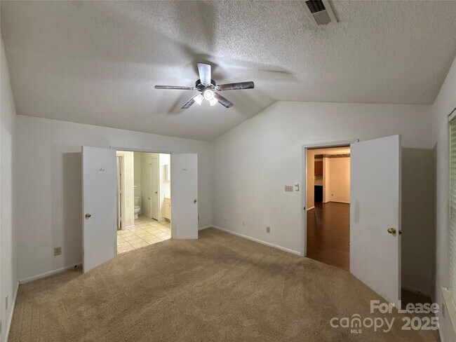 Building Photo - 8600 Lockerbie Ln