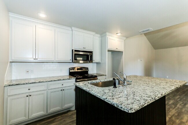 Building Photo - Half off first full month's rent! Luxury Living In Kelsey Park/Adjacent To New Cooper Central Ele...