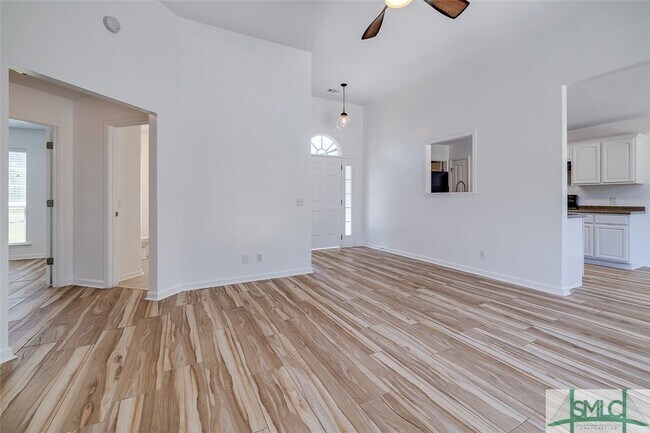 Building Photo - 140 Abigail Cir