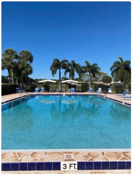 Building Photo - 12836 Woodmill Dr