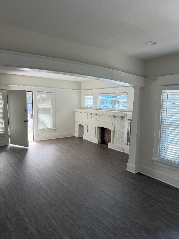 Building Photo - 541 W Commonwealth Ave