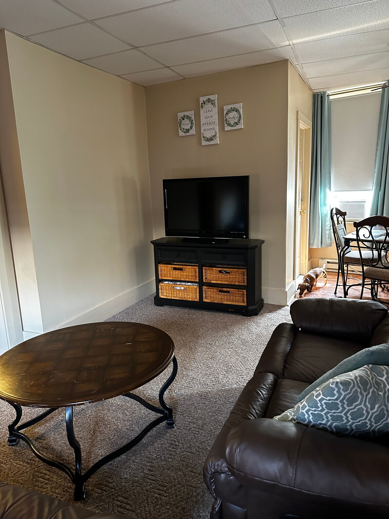 Building Photo - 583 Mill St