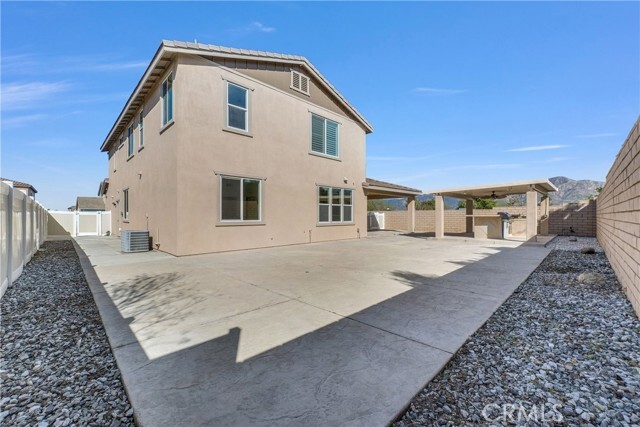 Building Photo - 1700 Taylor Ct