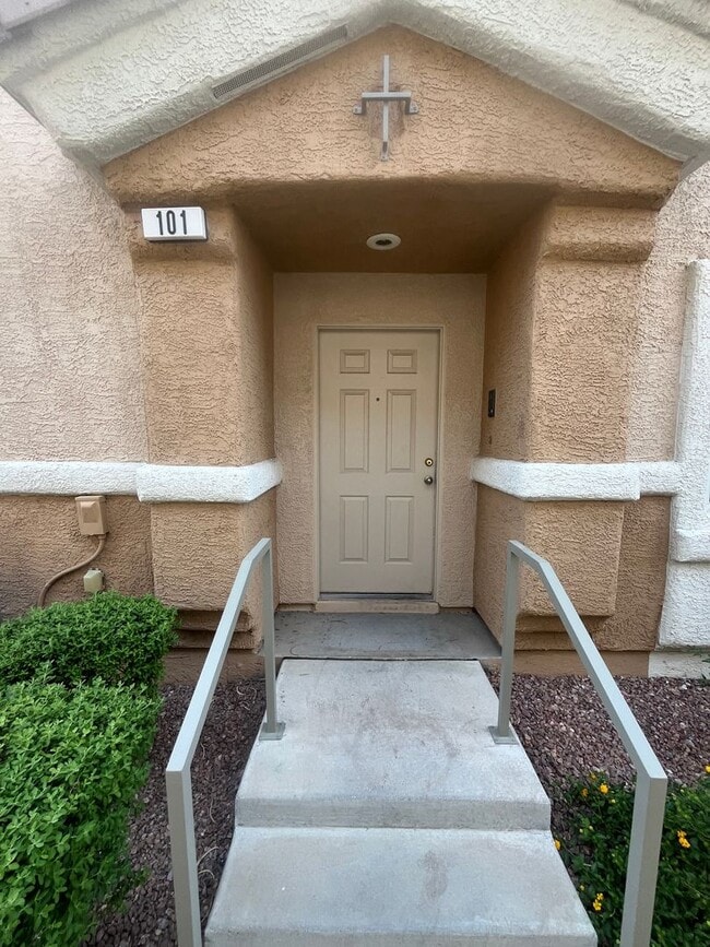 Building Photo - 2 story 2 bedroom - 2 bath - 1 car attached garage - 1182 sq feet -  in gated community.