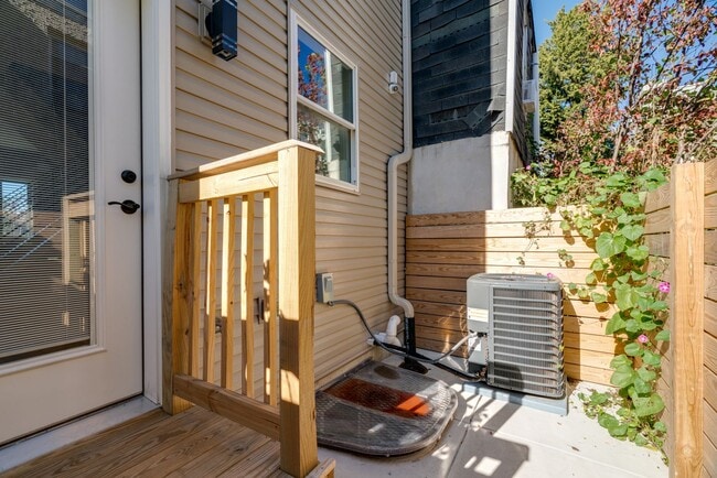 Building Photo - Stylish New Construction Near Fishtown