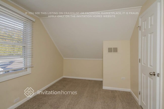 Building Photo - 4100 W 99th Pl