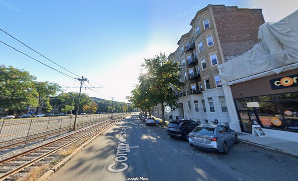 Building Photo - 1121 Commonwealth Ave